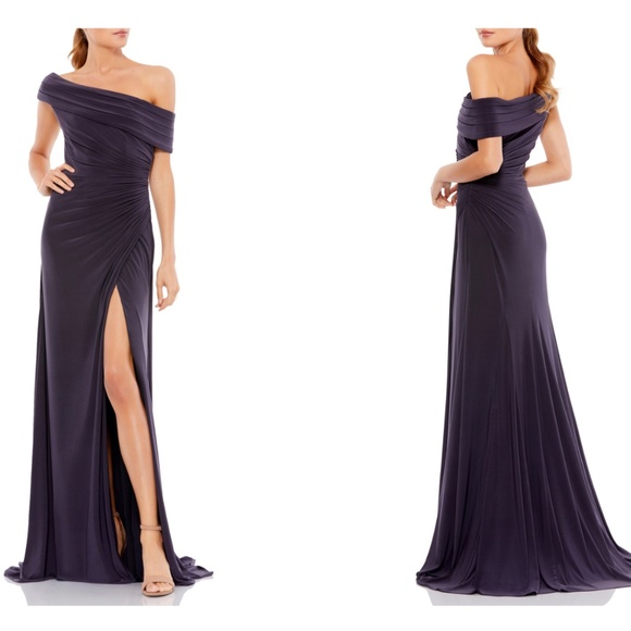 Mac Duggal Dresses & Skirts - Ruched One-Shoulder Trumpet Gown